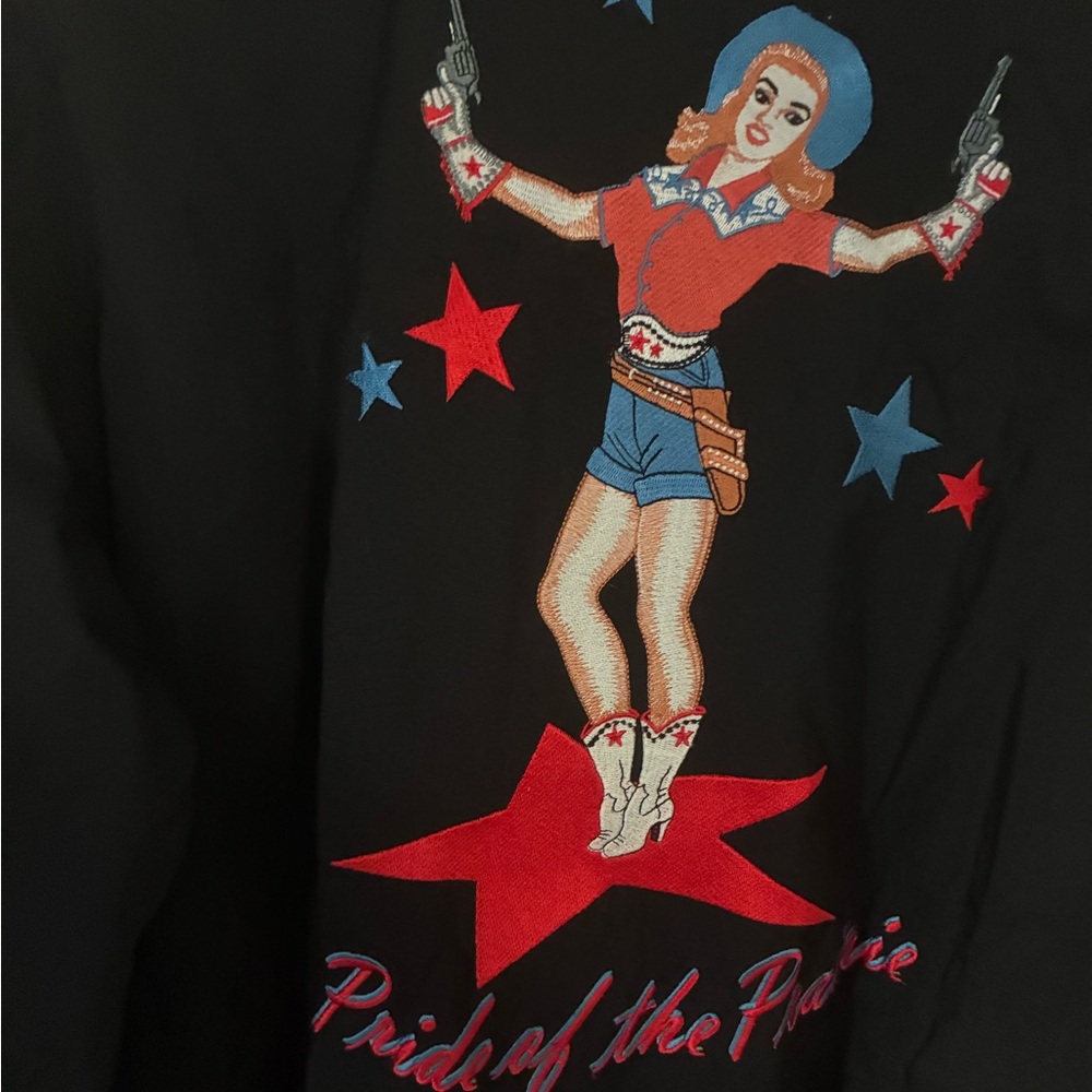 SCULLY Western Snap Shirt: “PRIDE OF THE PRAIRIE” w/ red and blue embroidery.